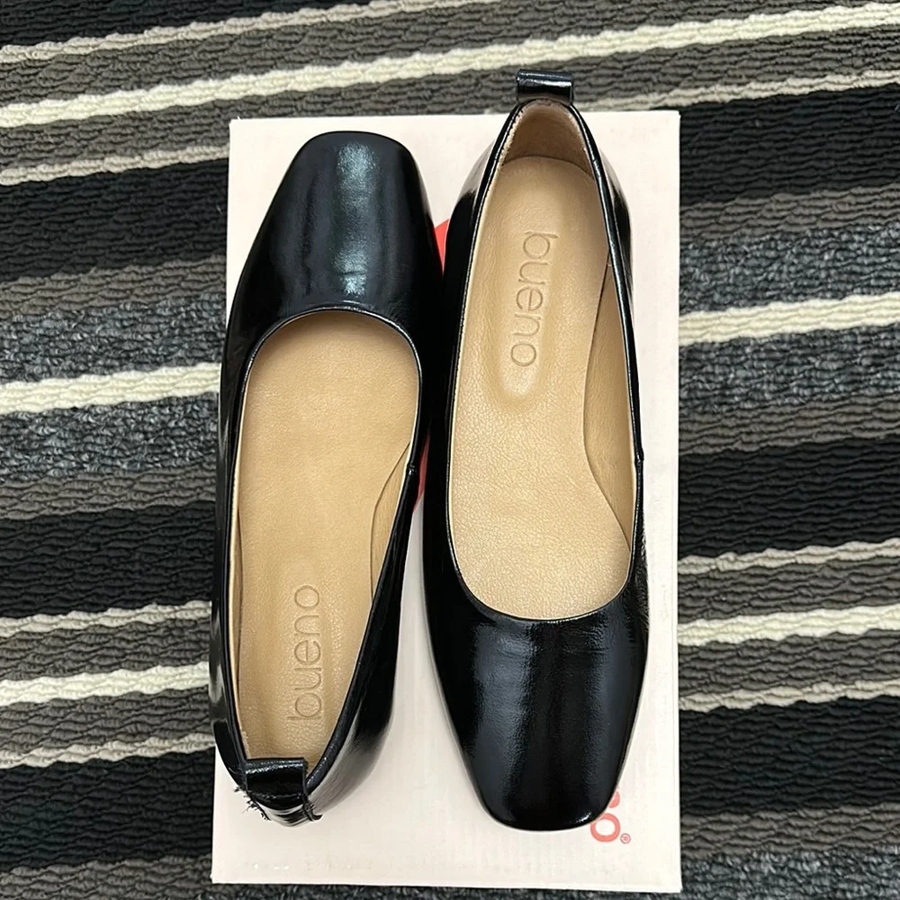 Sz 38 (7.5)⭐️NWT Bueno Elizabeth Black Patent Leather Flats. - Picture 11 of 13